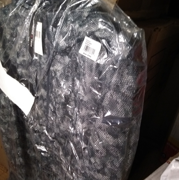 Michael Michael Kors X Tech KT Printed Mesh Anorak - Picture 2 of 16